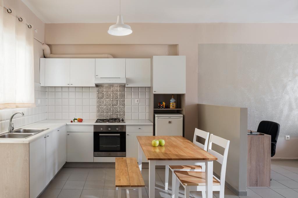 Central Luxury Apartment 罗希姆诺 外观 照片