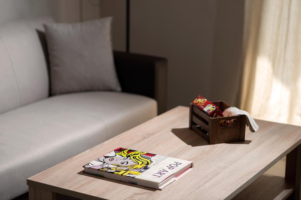 Central Luxury Apartment 罗希姆诺 外观 照片